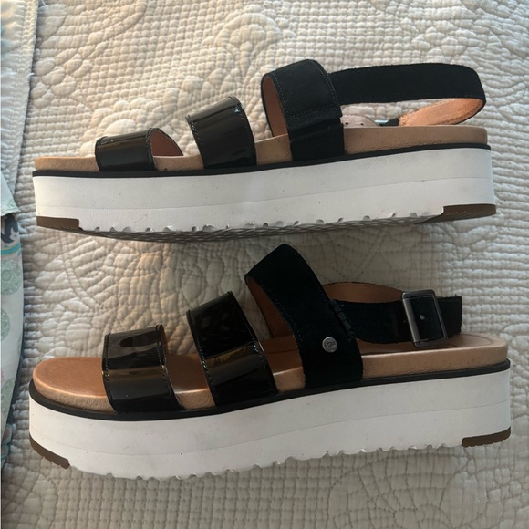 UGG Black Braelynn Women's Sandals - Picture 3 of 8